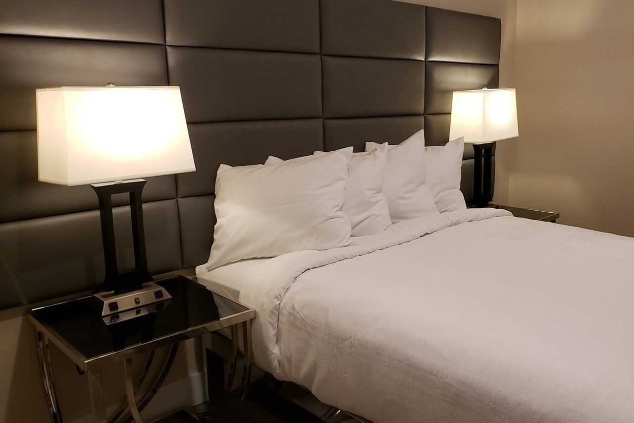 แบร์ฟุต บีช คลับ Hotel เซนต์พีทบีช ภายนอก รูปภาพ